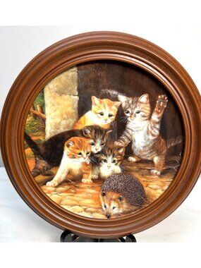 Decorative Plate With Frame "Friend Or Foe?" By Wolfgang Kaiser 1991 Cats & Hedg